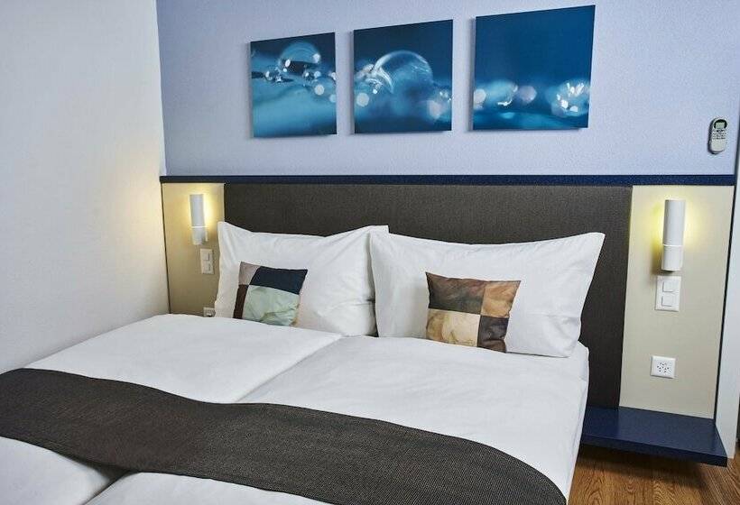 Standard Room, Bristol Zurich