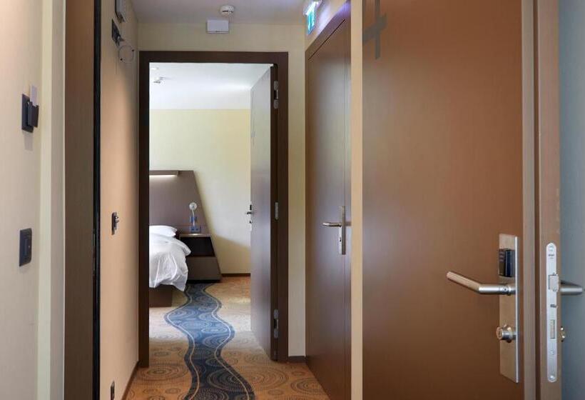 Семейный Номер, Campus Hotel Hertenstein