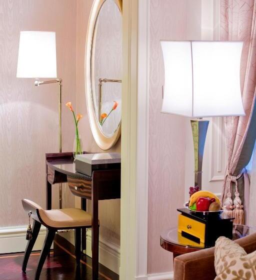 اتاق لوکس با تخت بزرگ, Fairmont Peace Hotel On The Bund