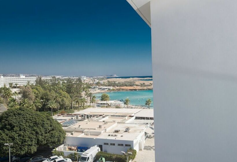 Номер Deluxe Одноместный, Vassos Nissi Plage Hotel & Spa
