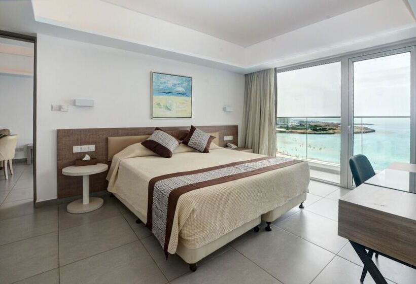 Люкс Deluxe Вид на Море, Vassos Nissi Plage Hotel & Spa