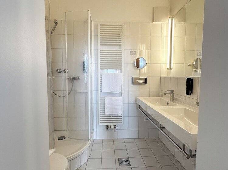 Номер Стандарт, Berliner Hof