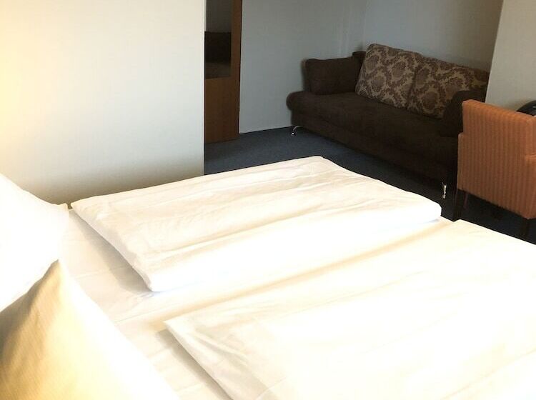 اتاق استاندارد سه نفره, Parkhotel Lindenhof   Kostenlose Parkplätze