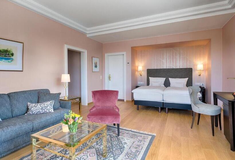Comfort room with lake view, Treschers Schwarzwald