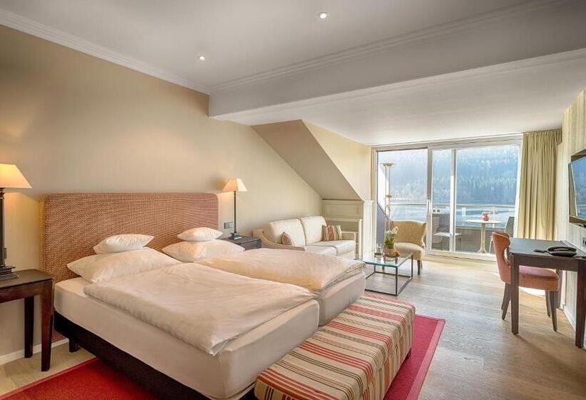 Superior room with lake view, Treschers Schwarzwald