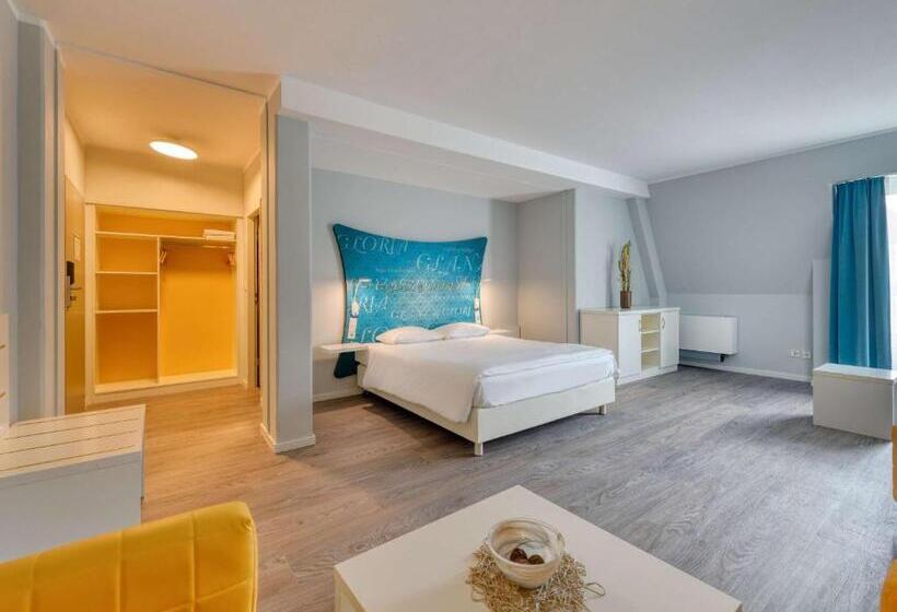Family Suite, Ibis Styles Regensburg