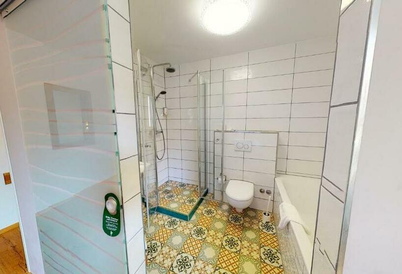 Quarto Triplo Estandar, Rothenburger Hof