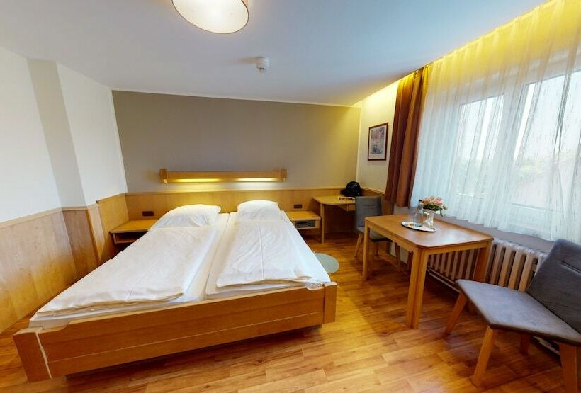 Номер Стандарт, Rothenburger Hof