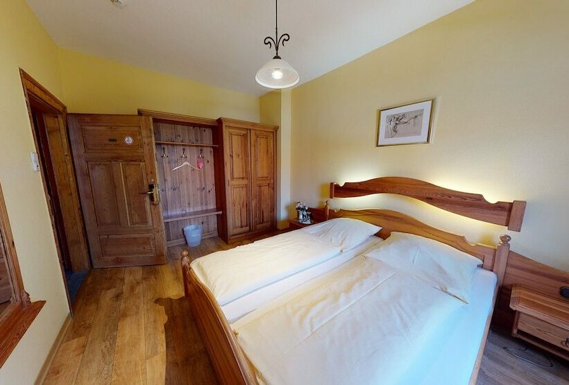 Quarto Economy, Rothenburger Hof