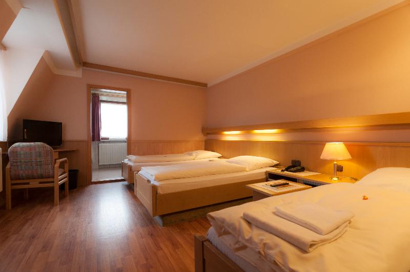 Quarto Triplo Estandar, Rothenburger Hof