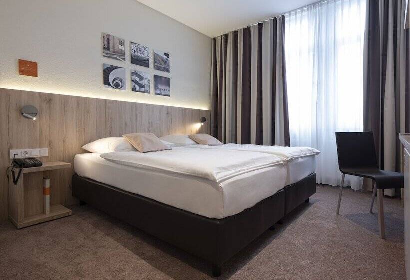 Номер бизнес-класса, Victoria Nürnberg