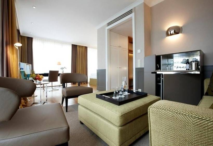 Полулюкс, Romantik Hotel Das Lindner