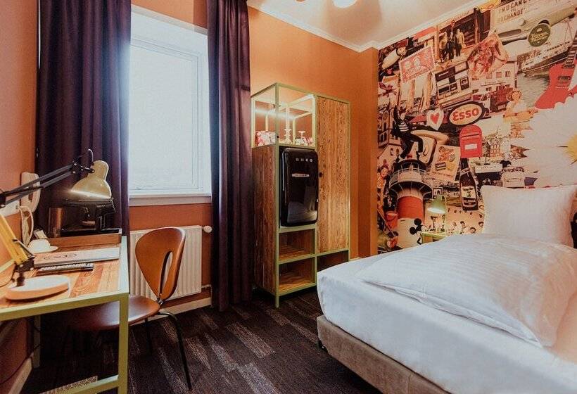 Quarto Individual Basic, Hafnia