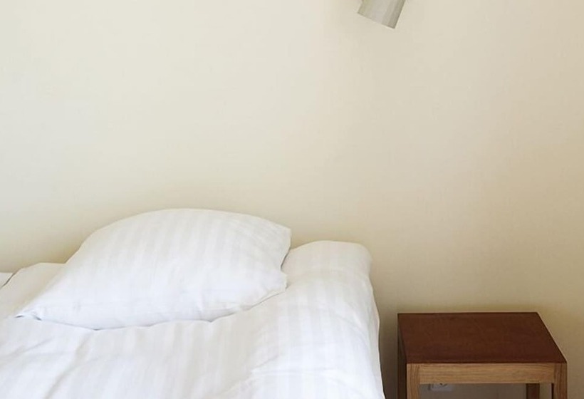 이코노미 룸, Strandhotellet Sandvig