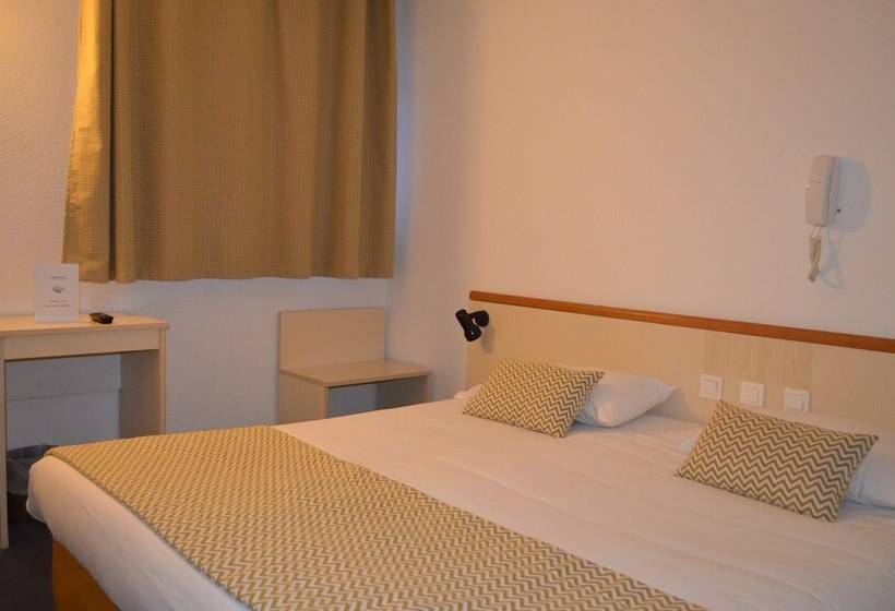 Quarto standard, Hôtel Aneto