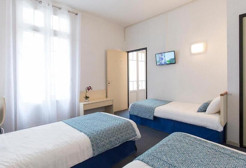 Номер Стандарт Трехместный, Hôtel Aneto