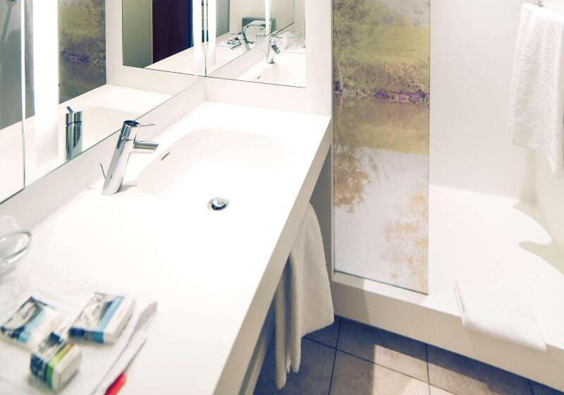 Номер Классика Кровать Кинг, Mercure Macon Bord De Saone
