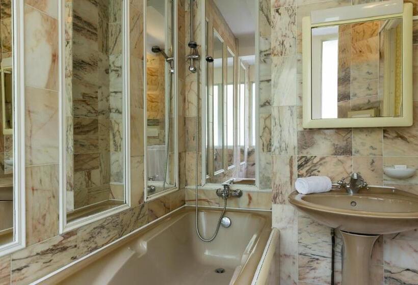 Классический Номер, Belle Isle Sur Risle   Chateau Hotel & Spa