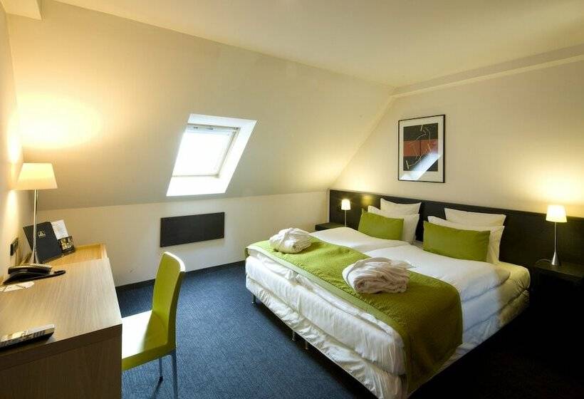 Номер Deluxe, Grand Hôtel Bristol