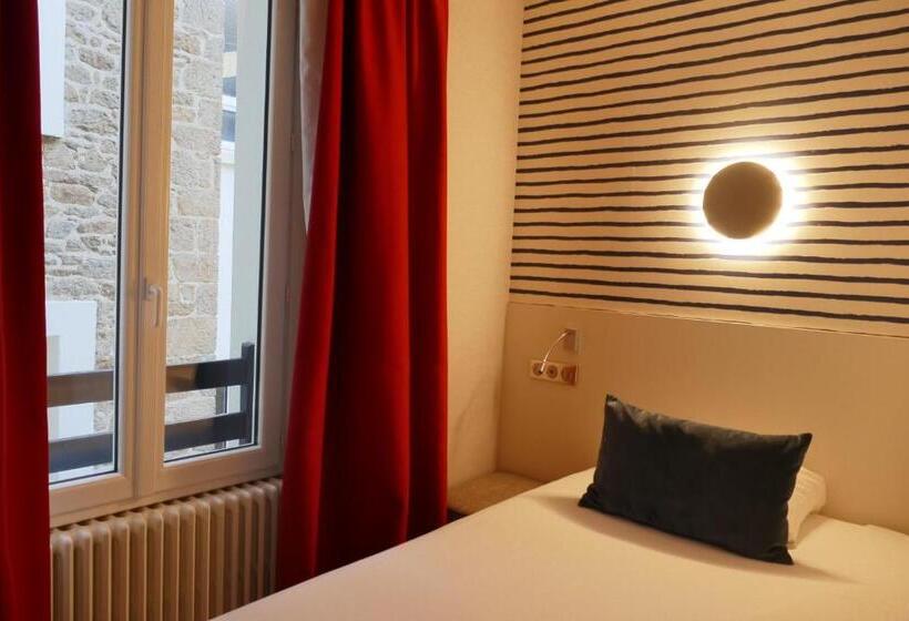Номер Стандарт с Террасой, Kyriad Saint Malo Centre Plage