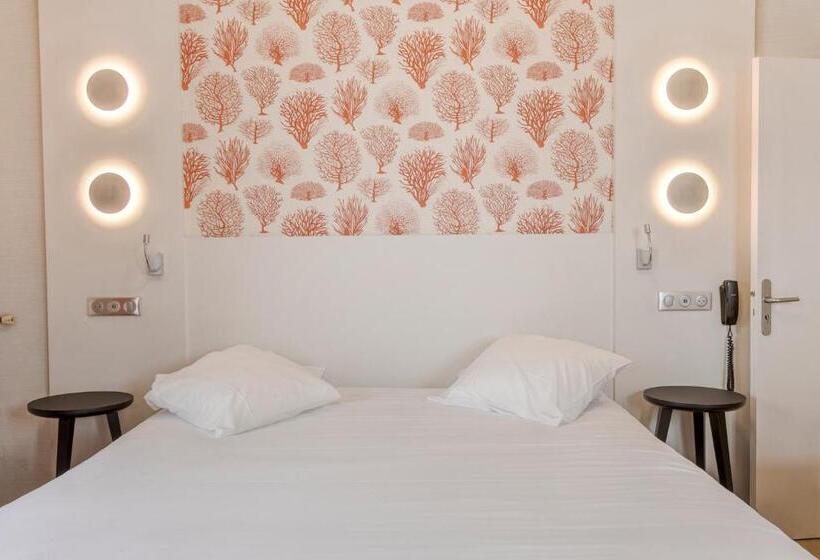 Четырехместный Номер Стандарт, Kyriad Saint Malo Centre Plage