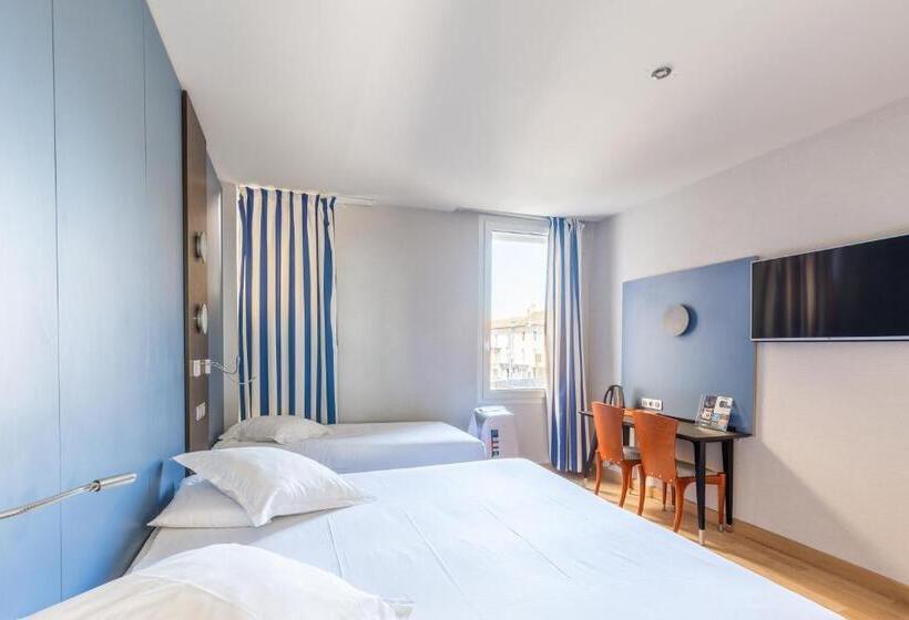 Четырехместный Номер Стандарт, Kyriad Saint Malo Centre Plage