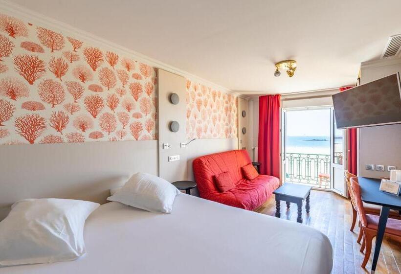 Четырехместный Номер Стандарт Вид на Море, Kyriad Saint Malo Centre Plage