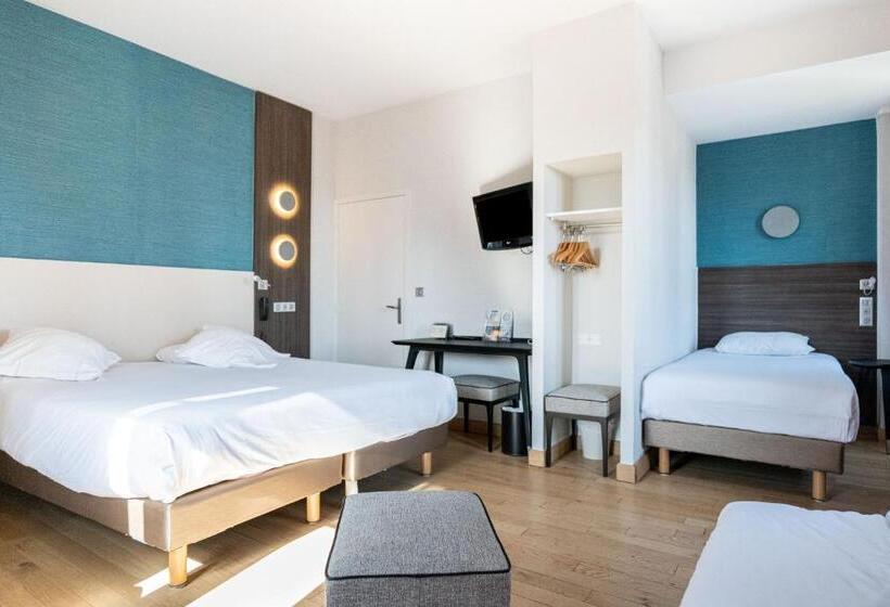 Pokój Czteroosobowy Standard, Kyriad Saint Malo Centre Plage