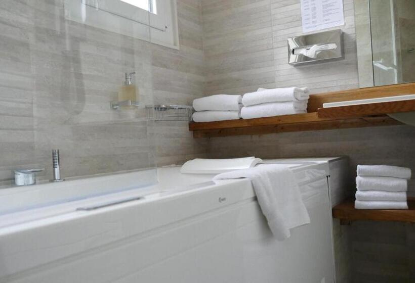Апартаменты 1 Спальня Вид на Море, Kyriad Saint Malo Centre Plage