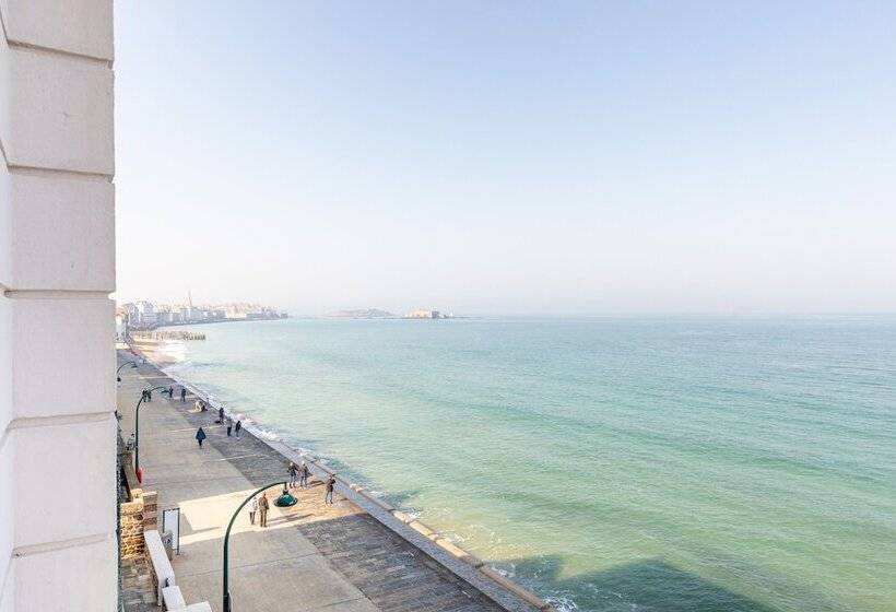 Номер Superior Вид на Море, Kyriad Saint Malo Centre Plage
