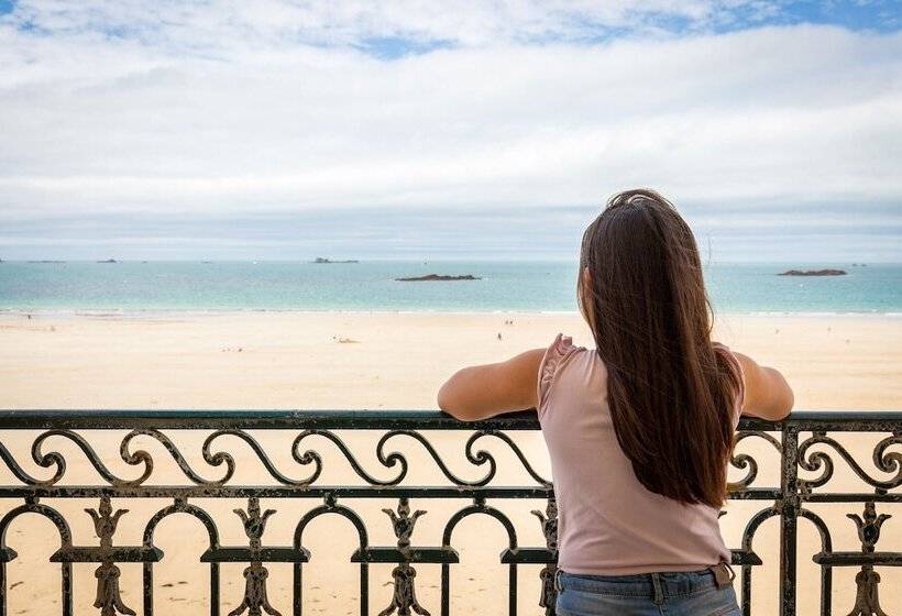 Четырехместный Номер Стандарт Вид на Море, Kyriad Saint Malo Centre Plage
