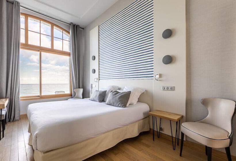 Apartament 1 Sypialnia Widok Morze, Kyriad Saint Malo Centre Plage