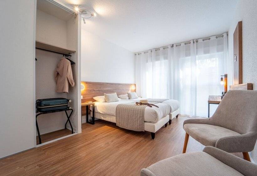 Номер Комфорт, Restaurant La Forestiere