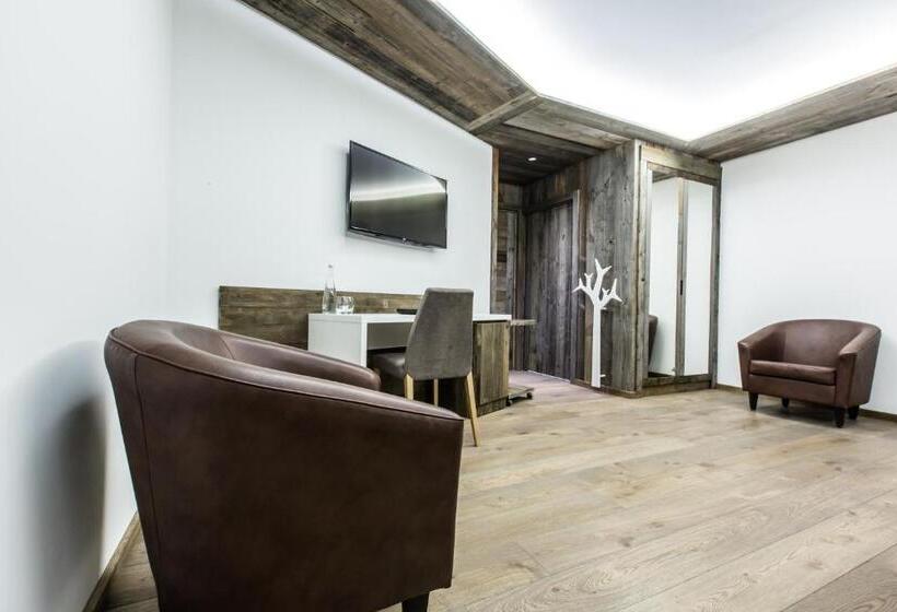 اتاق استاندارد, Chalet Hotel Crychar