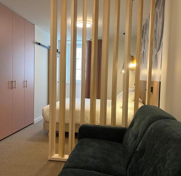 Студия Стандарт, Hôtel Les Tilleuls