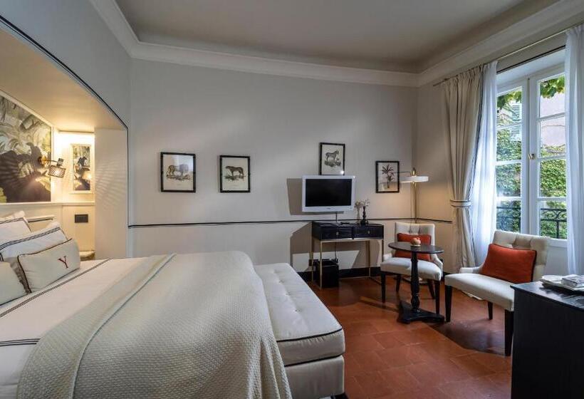 Quarto Superior, Le Yaca Saint Tropez