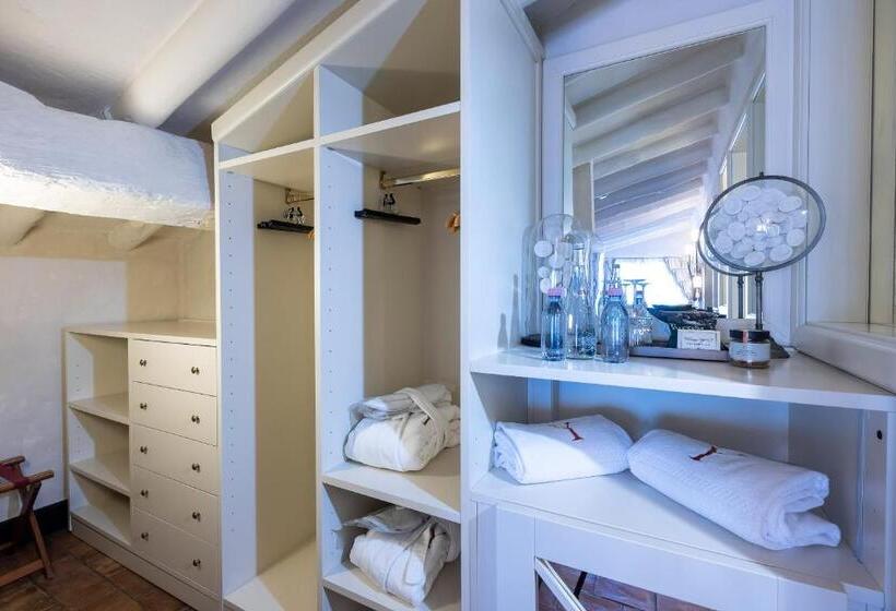 Quarto Estandar Vista Mar com Sacada, Le Yaca Saint Tropez