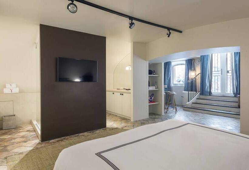Quarto Superior Primeiro Andar, Le Yaca Saint Tropez