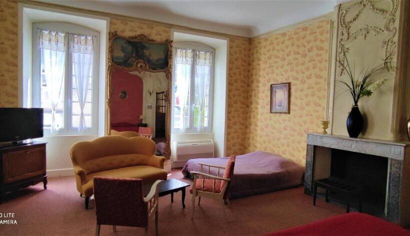 Люкс, Le Manoir