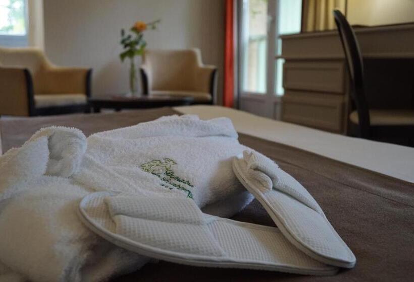 Family Suite, Logis Hôtels  Hôtel Et Restaurant Domaine De Fompeyre