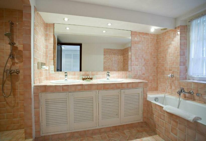 Номер Комфорт, Hôtel Saint Vincent