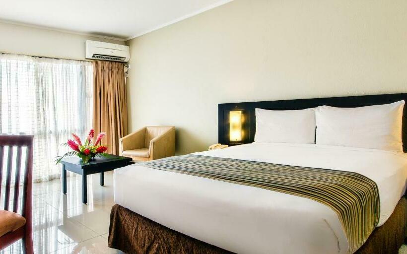 Superior Room, Tanoa Waterfront