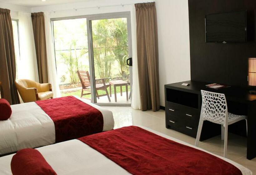 Executive Room, Tanoa Waterfront
