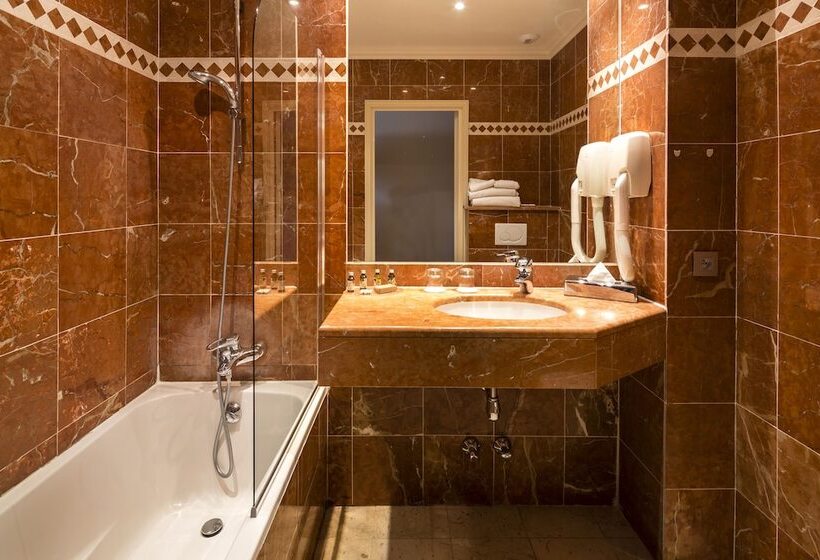 수피리어 룸 바다 전망, Westminster Hotel & Spa Nice