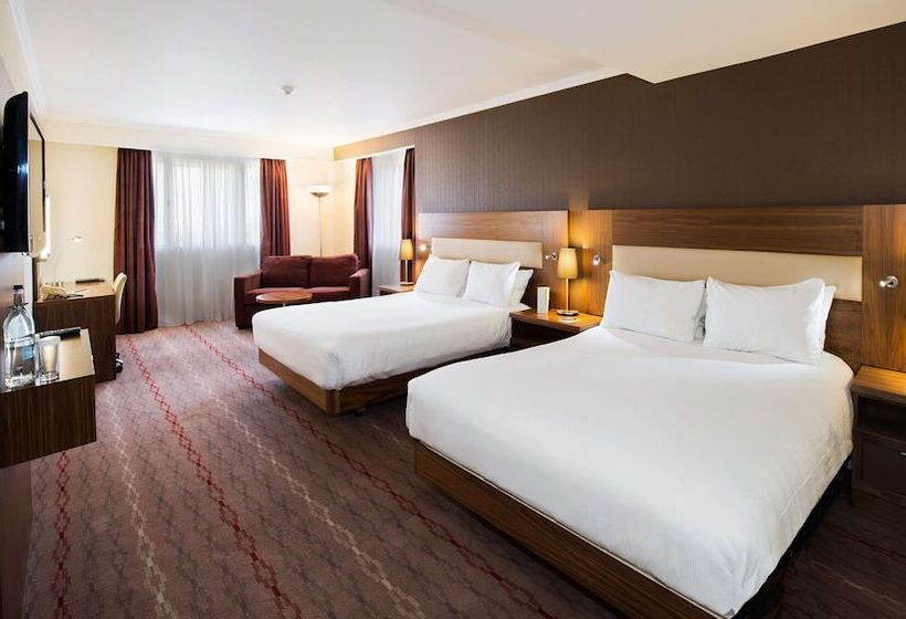 스탠다드 룸 더블 침대 2개, Doubletree By Hilton  Bristol North