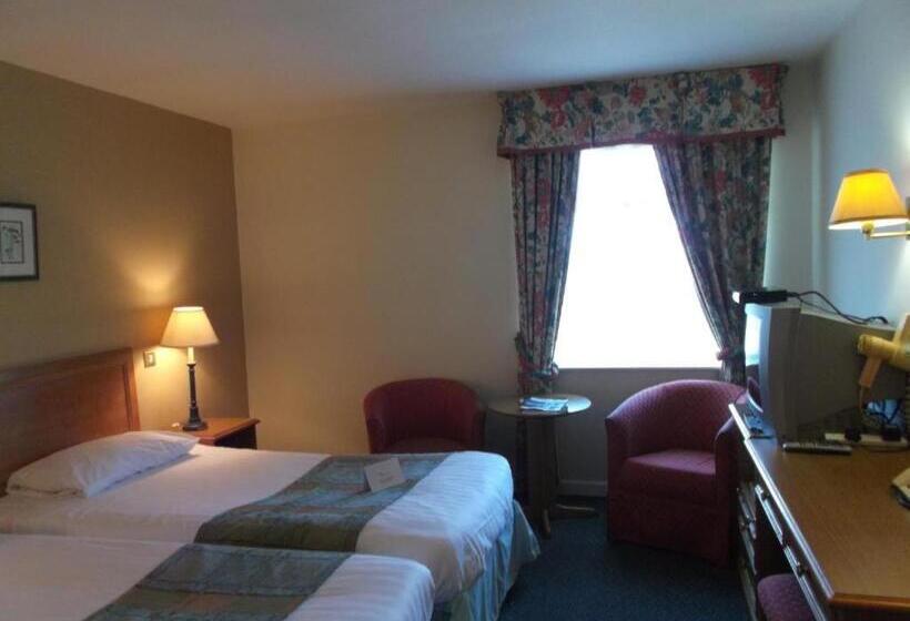 اتاق استاندارد سه نفره, Ox Hotel Carlisle