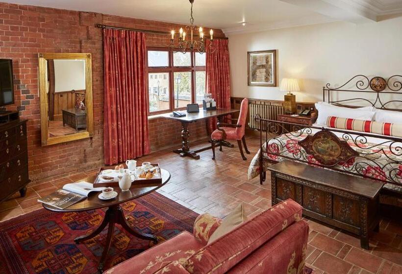 Классический Номер, Pennyhill Park Hotel And Spa