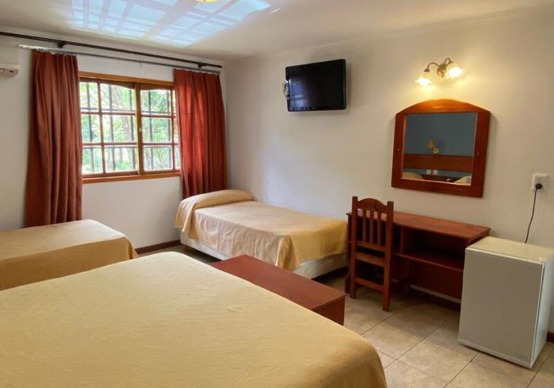 Suite, Divani Caravel