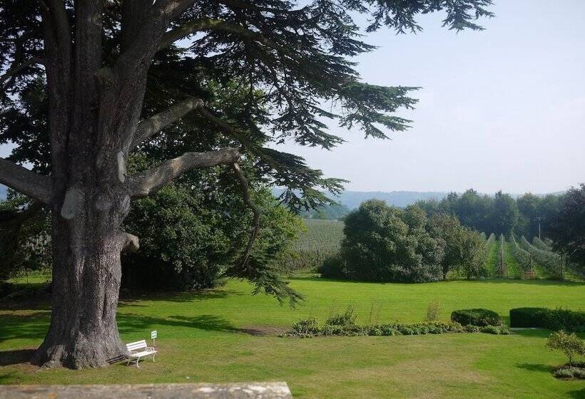 Номер Стандарт, Glewstone Court Country House