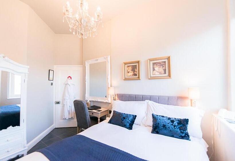 Номер Basic, Glewstone Court Country House